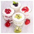Se pueden añadir frutas o hacer recetas con el yogur hecho en casa